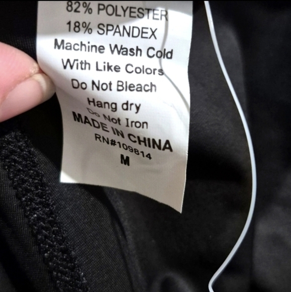 Black Polyester Spandex Garment - Picture 5 of 5